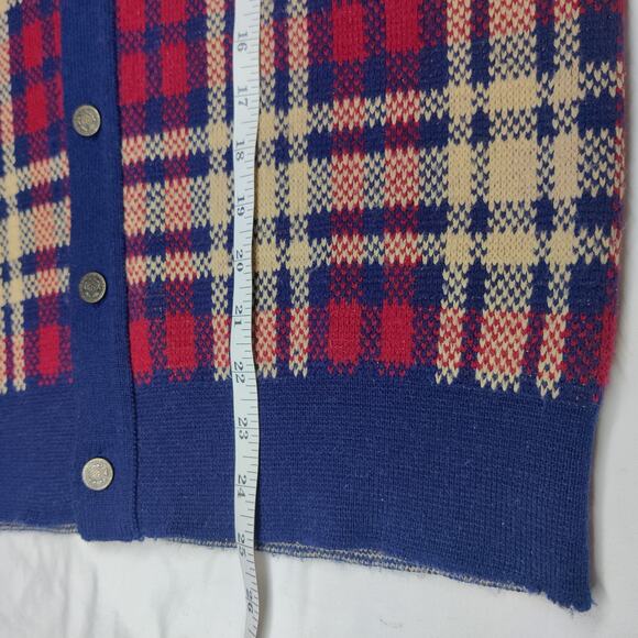 Vtg Tartan Plaid Wool Blend Grandpa Sweater Vest Large Academia Latin Button - Picture 8 of 8